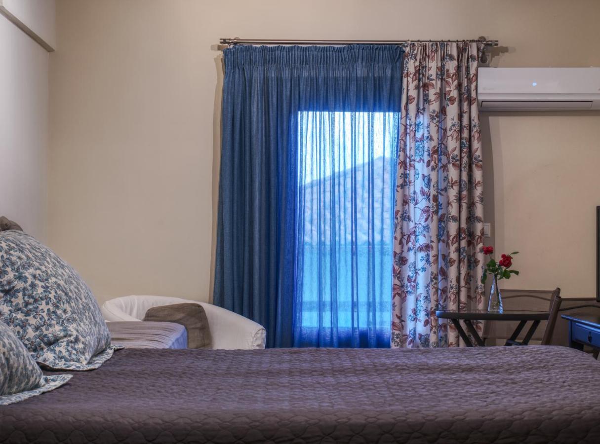 Hotel Aegli Arachova Extérieur photo